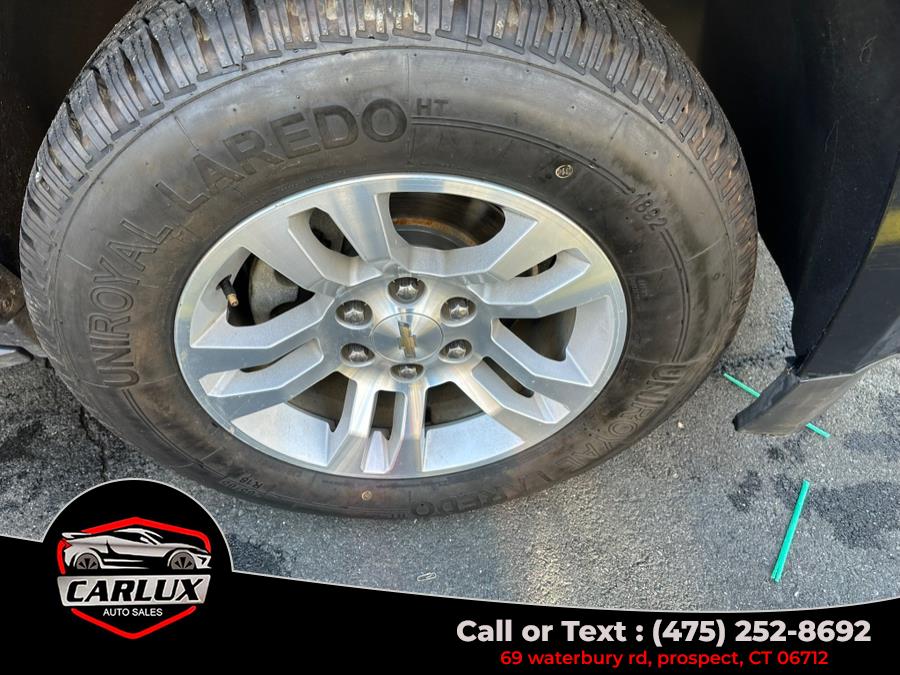 2018 Chevrolet Suburban 4WD 4dr 1500 LT photo