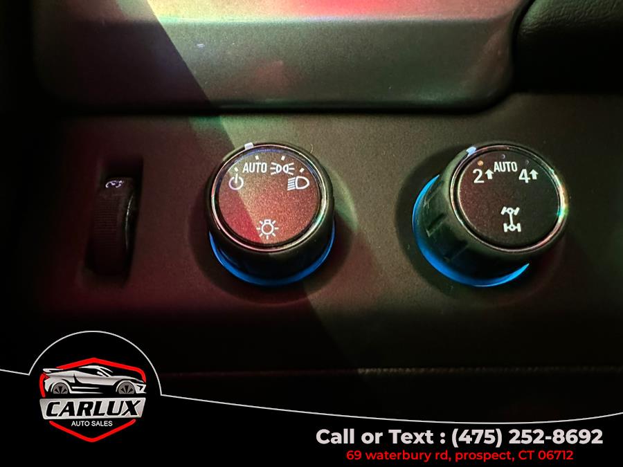 2018 Chevrolet Suburban 4WD 4dr 1500 LT photo