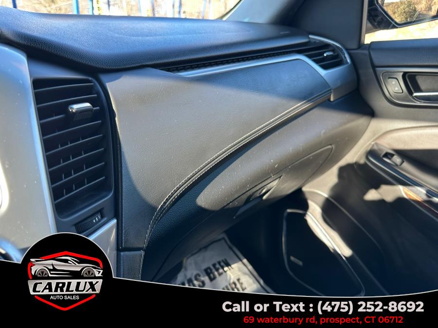 2018 Chevrolet Suburban 4WD 4dr 1500 LT photo