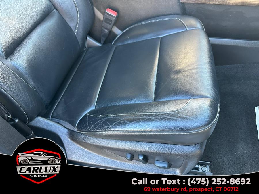 2018 Chevrolet Suburban 4WD 4dr 1500 LT photo