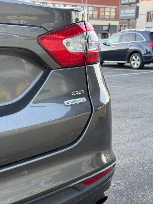 2015 Ford Fusion 4dr Sdn SE FWD photo