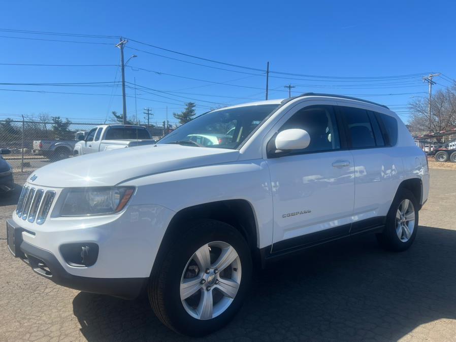 2016 Jeep Compass 4WD 4dr Latitude photo