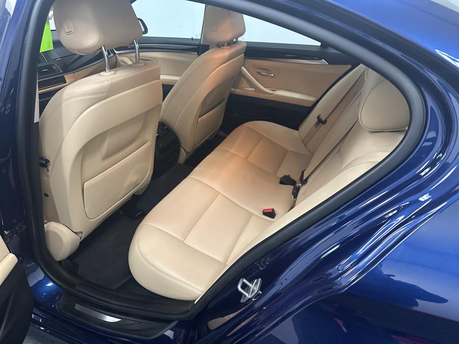 2016 BMW 5-Series 4dr Sdn 528i xDrive AWD photo