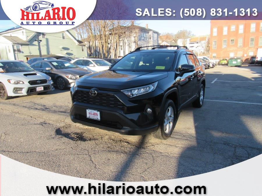2021 Toyota RAV4 XLE photo