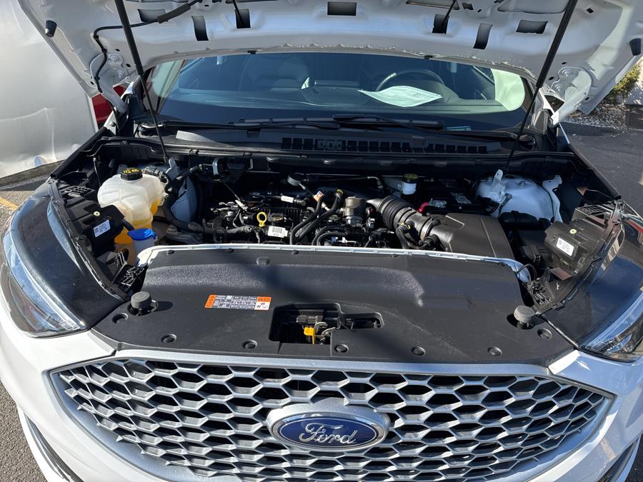 2023 Ford Edge SEL photo