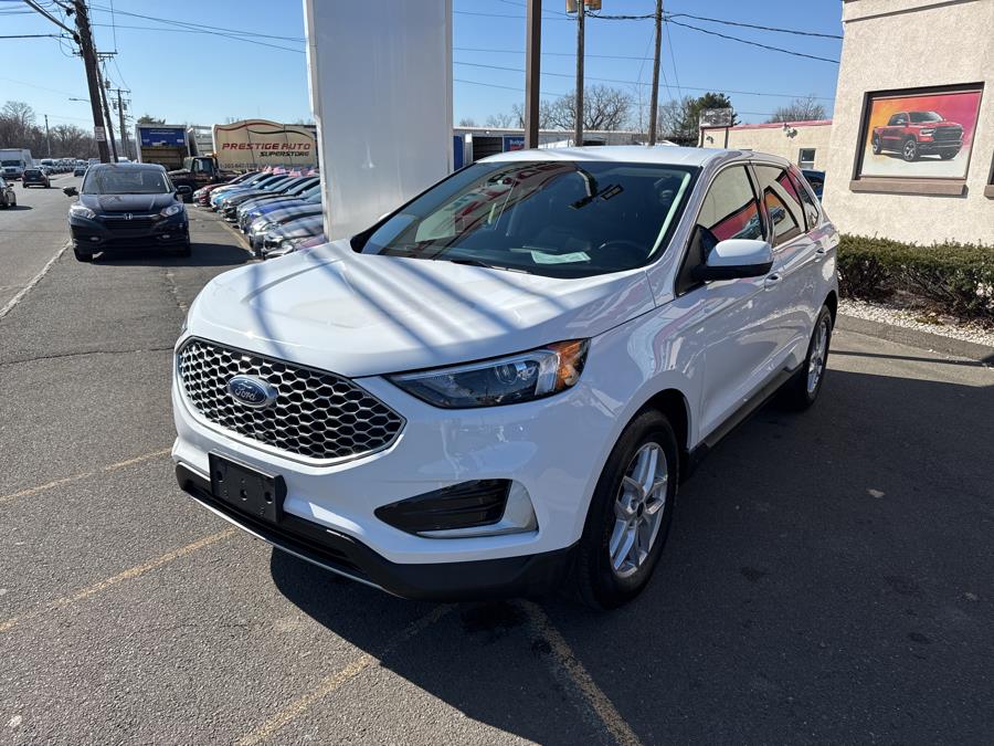 2023 Ford Edge SEL photo