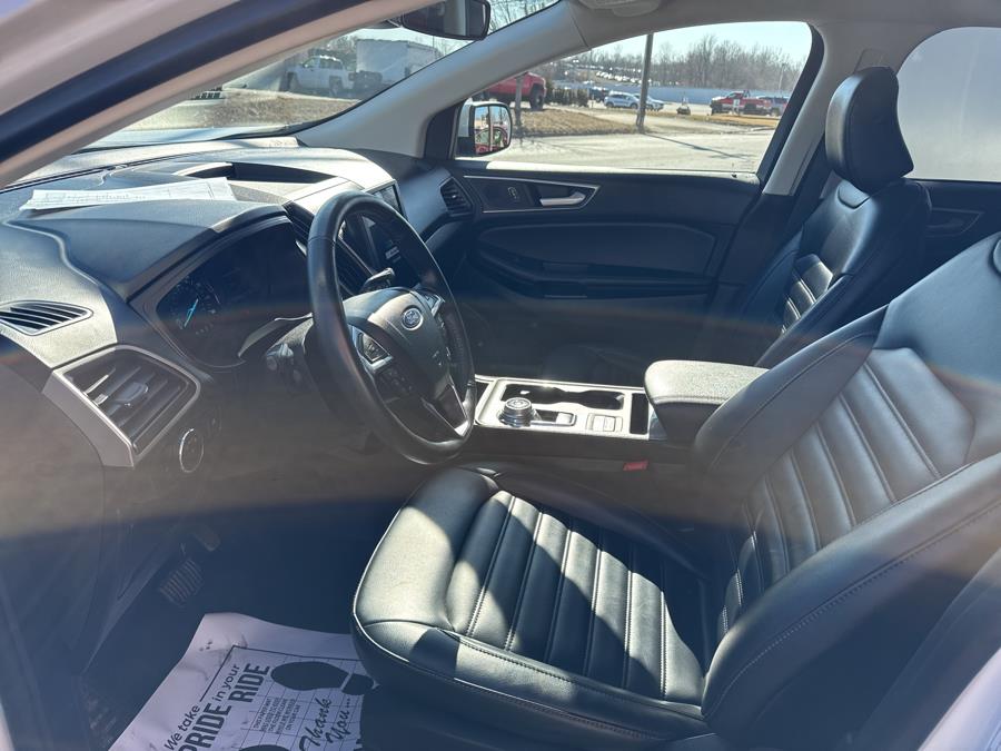 2023 Ford Edge SEL photo