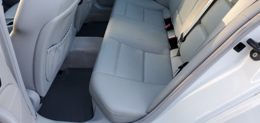 2006 Mercedes-Benz C-Class C230 photo