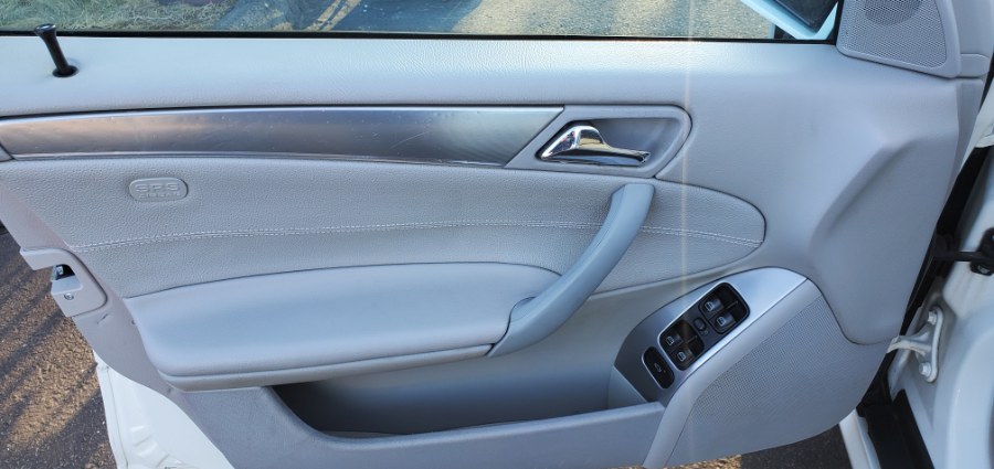 2006 Mercedes-Benz C-Class C230 photo