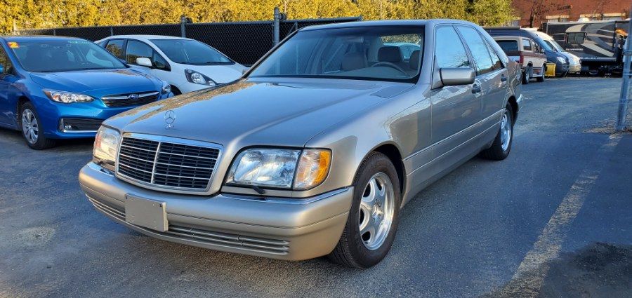 1999 Mercedes-Benz S-Class S320 photo