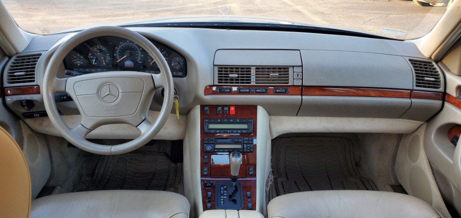 1999 Mercedes-Benz S-Class S320 photo
