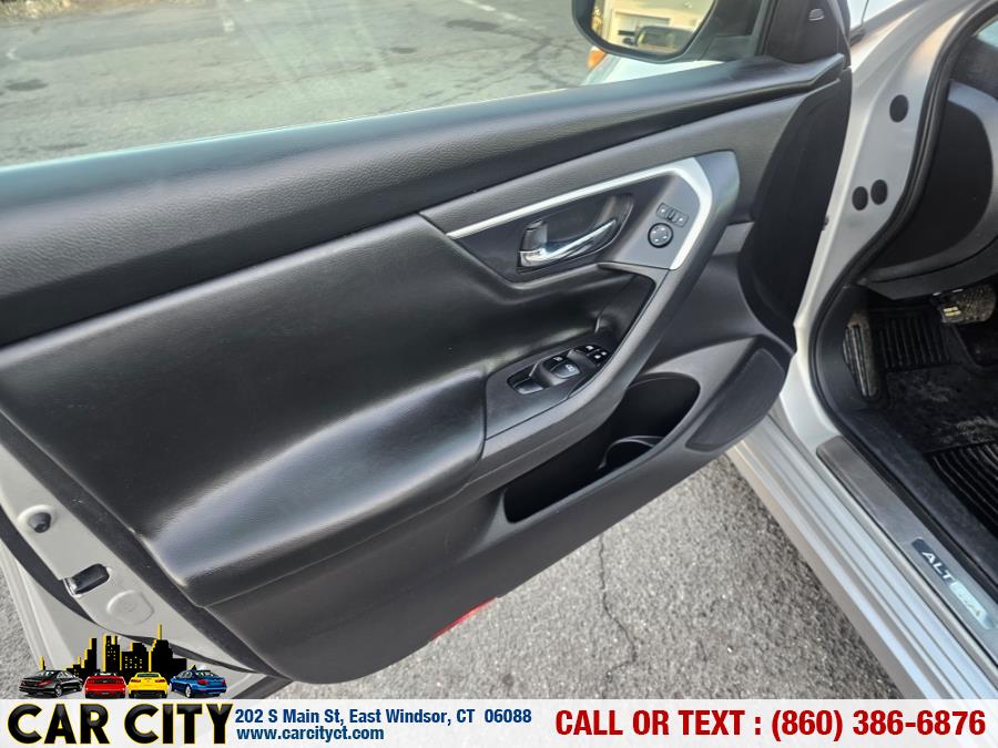 2016 Nissan Altima 4dr Sdn I4 2.5 SL photo