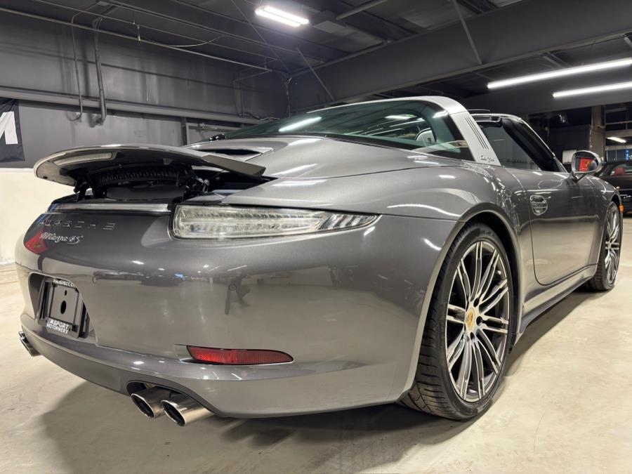 2016 Porsche 911 2dr Targa 4S photo
