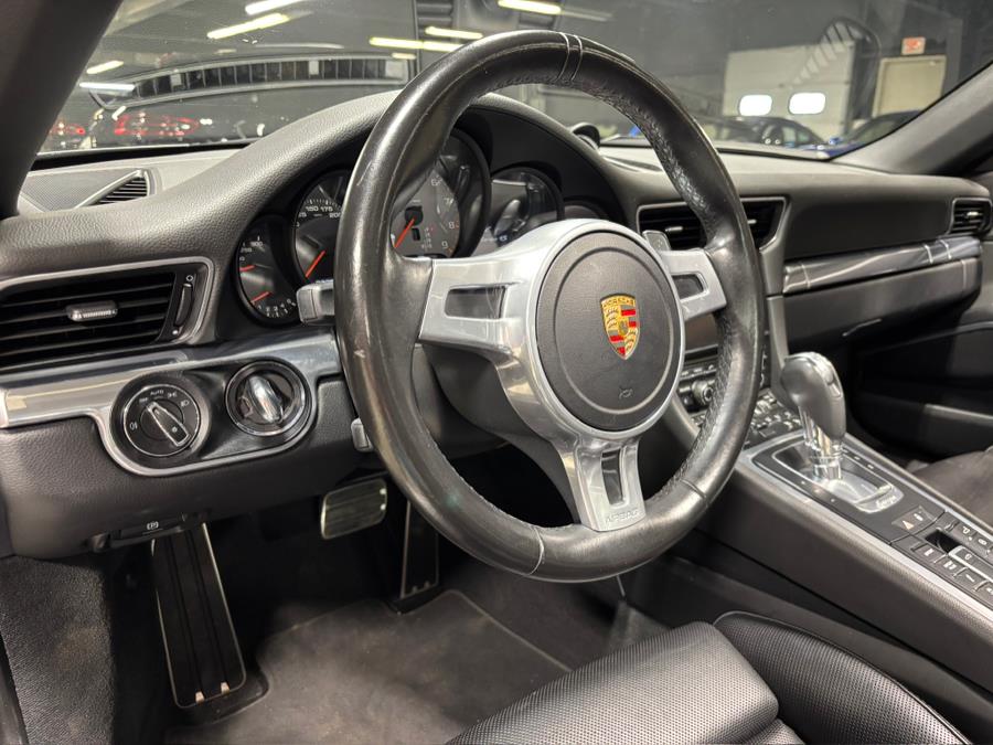 2016 Porsche 911 2dr Targa 4S photo