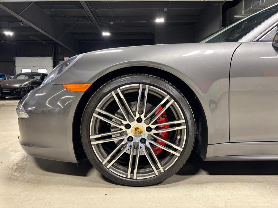 2016 Porsche 911 2dr Targa 4S photo