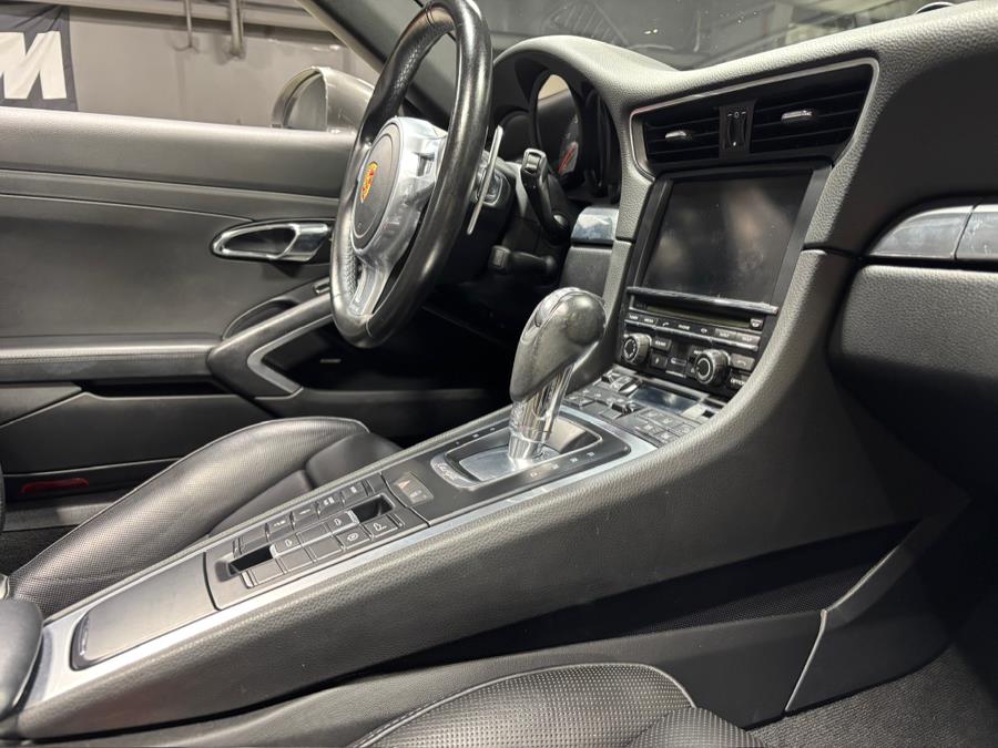 2016 Porsche 911 2dr Targa 4S photo