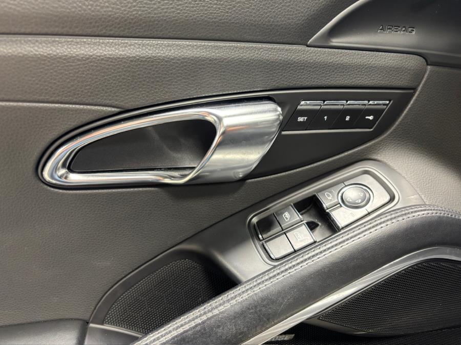 2016 Porsche 911 2dr Targa 4S photo