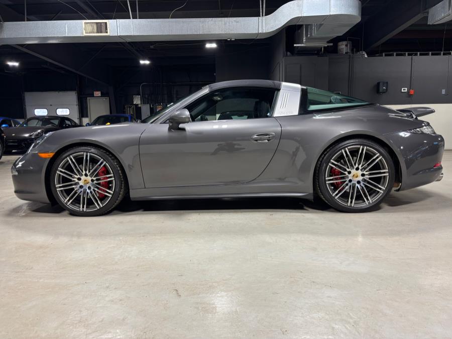 2016 Porsche 911 2dr Targa 4S photo
