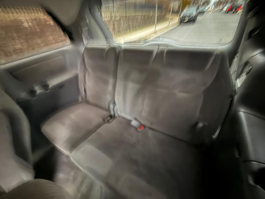 2007 Toyota Sienna CE 7-Passenger photo