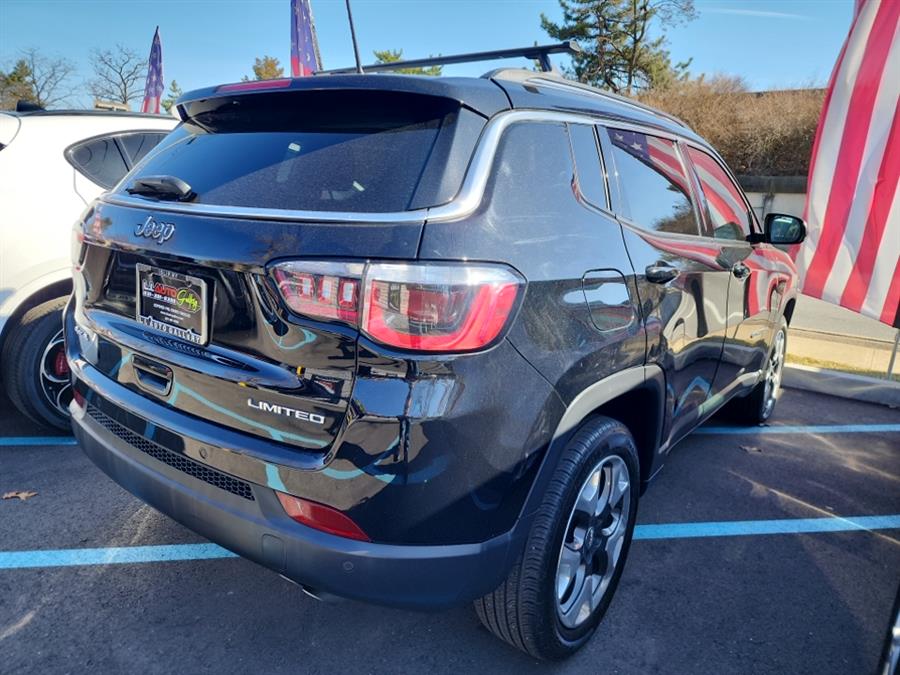 2018 Jeep Compass Limited 4x4 photo