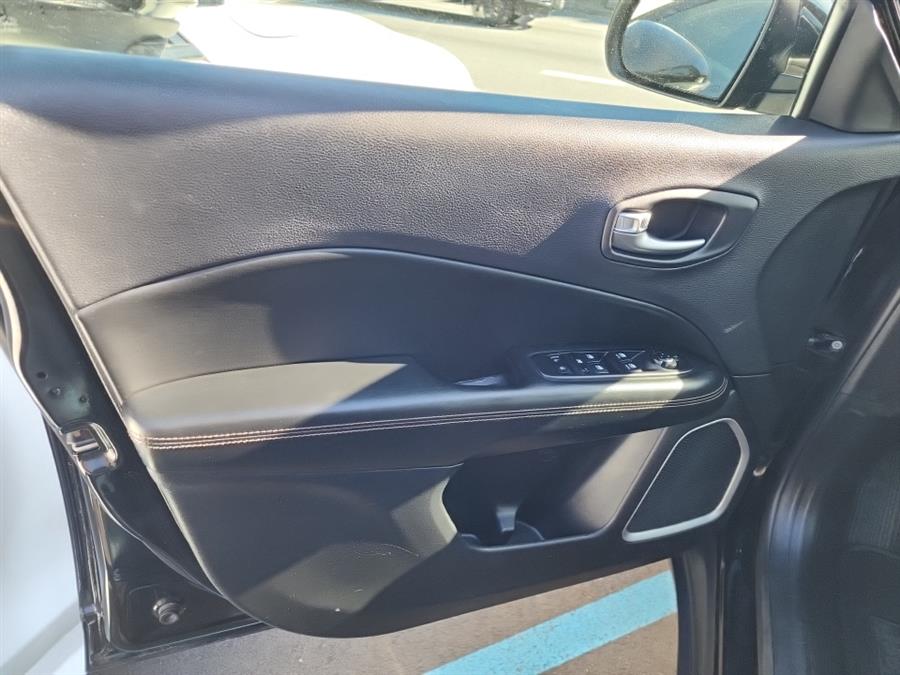 2018 Jeep Compass Limited 4x4 photo