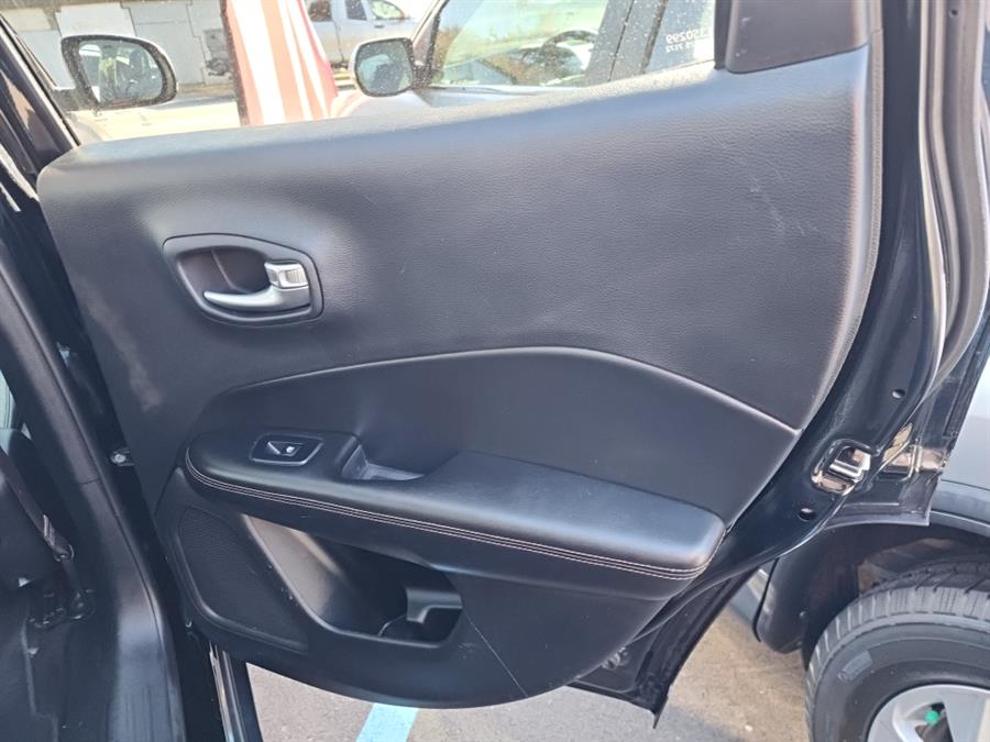 2018 Jeep Compass Limited 4x4 photo