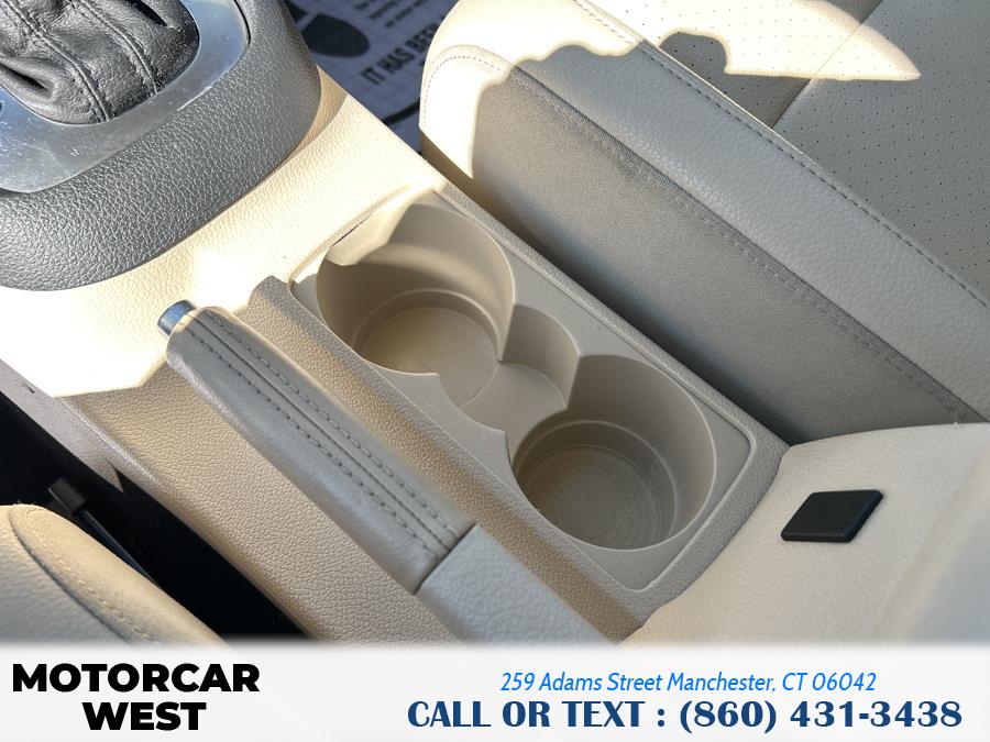 2011 Volkswagen Jetta SportWagen TDI photo