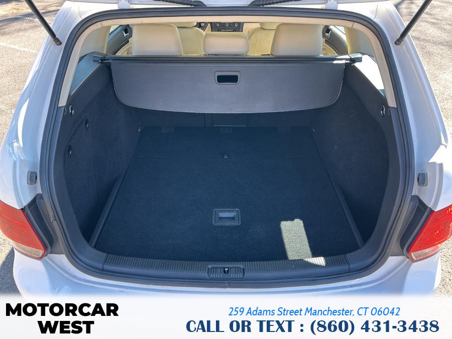2011 Volkswagen Jetta SportWagen TDI photo