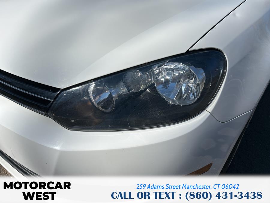 2011 Volkswagen Jetta SportWagen TDI photo