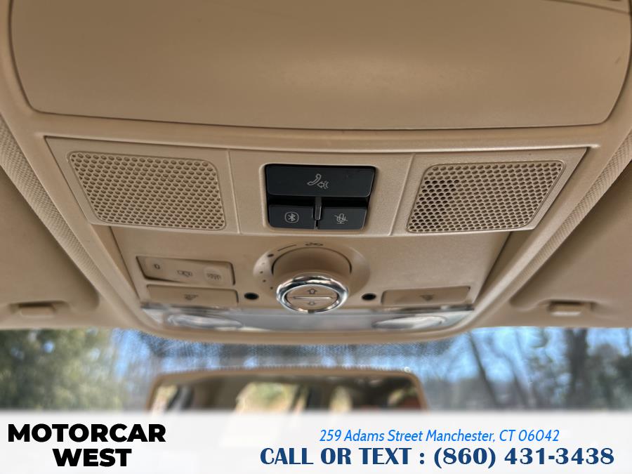 2011 Volkswagen Jetta SportWagen TDI photo