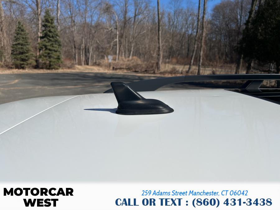 2011 Volkswagen Jetta SportWagen TDI photo