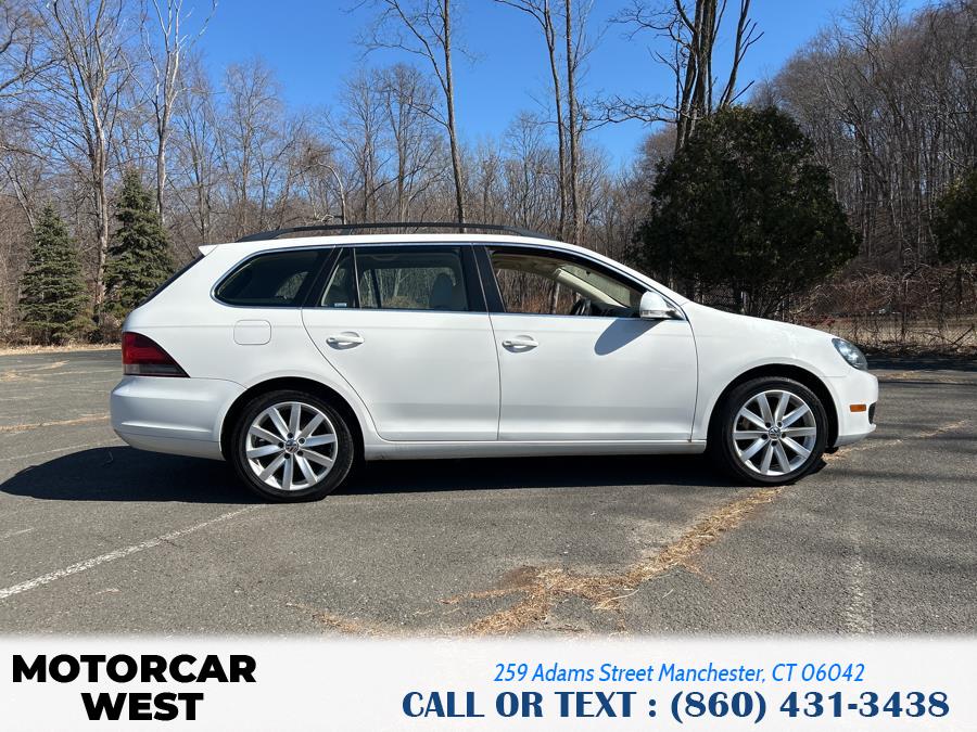 2011 Volkswagen Jetta SportWagen TDI photo