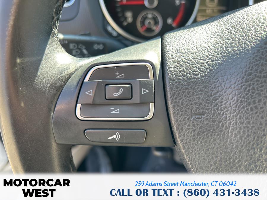 2011 Volkswagen Jetta SportWagen TDI photo