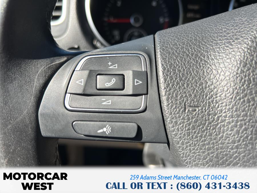 2011 Volkswagen Jetta SportWagen TDI photo