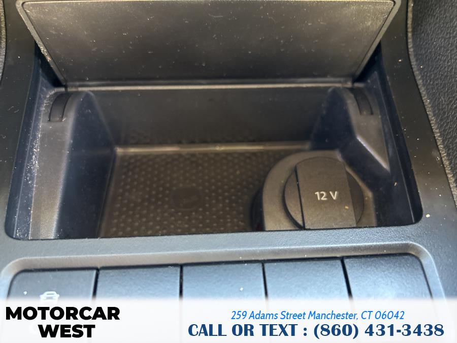 2011 Volkswagen Jetta SportWagen TDI photo