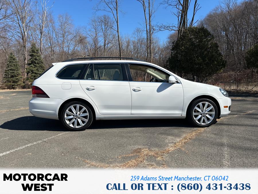 2011 Volkswagen Jetta SportWagen TDI photo