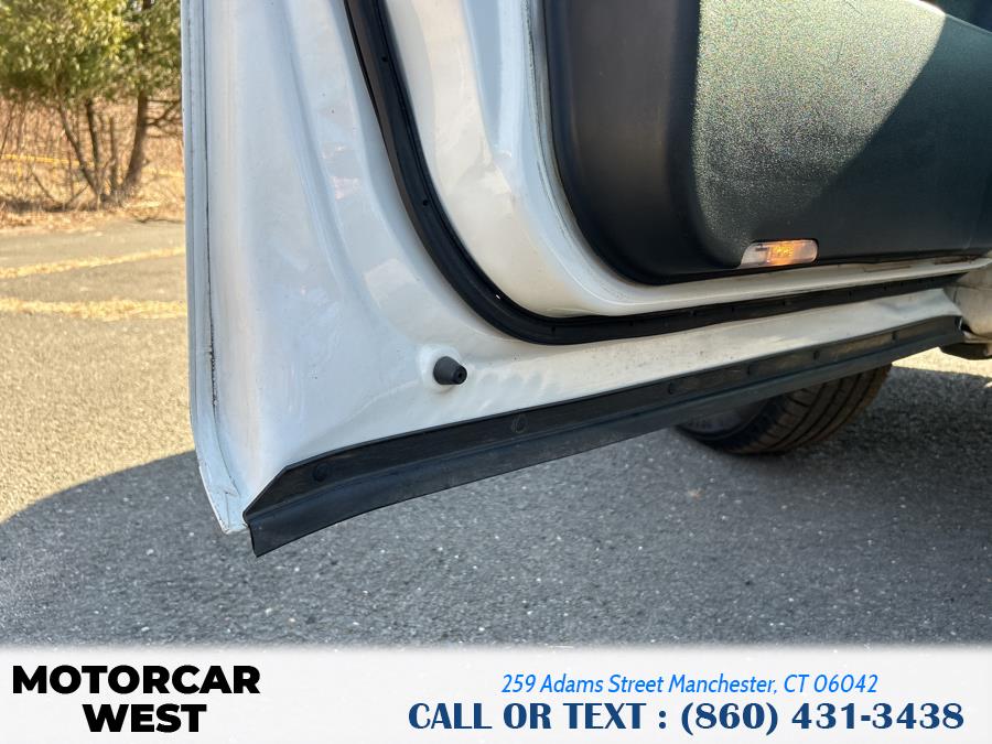 2008 Nissan Titan XE photo