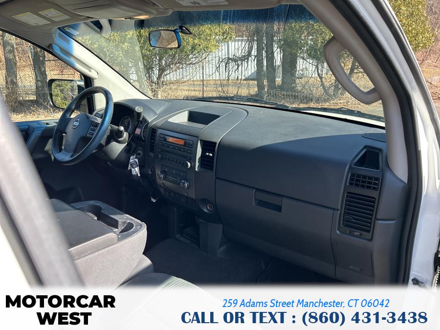 2008 Nissan Titan XE photo