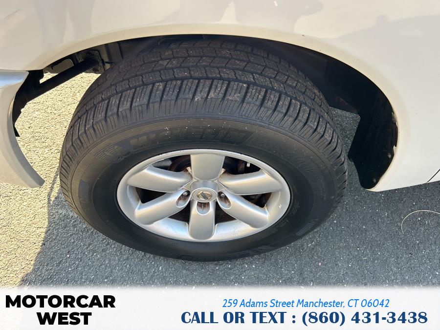 2008 Nissan Titan XE photo