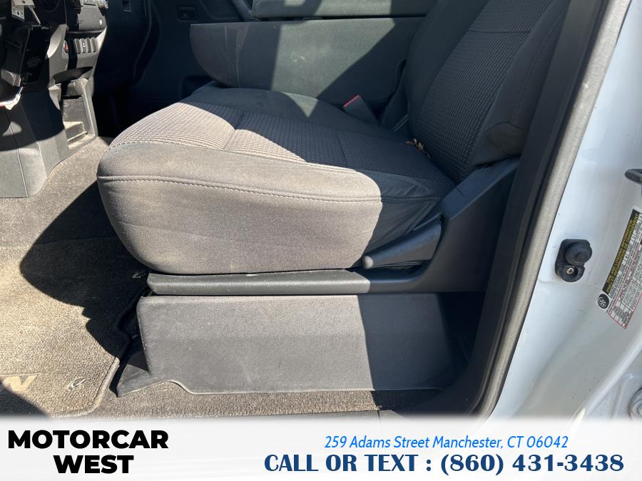 2008 Nissan Titan XE photo