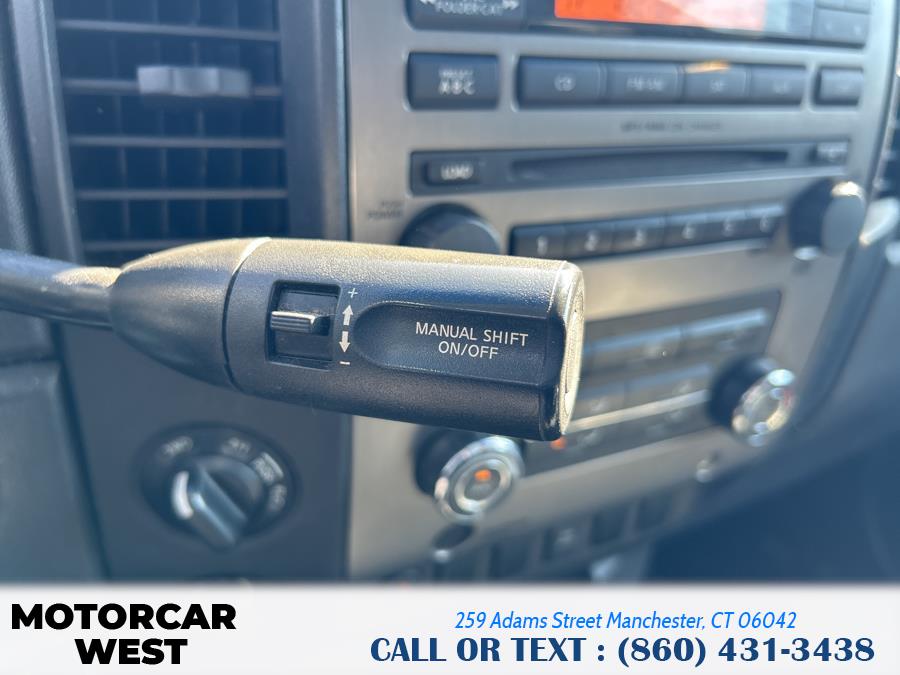 2008 Nissan Titan XE photo
