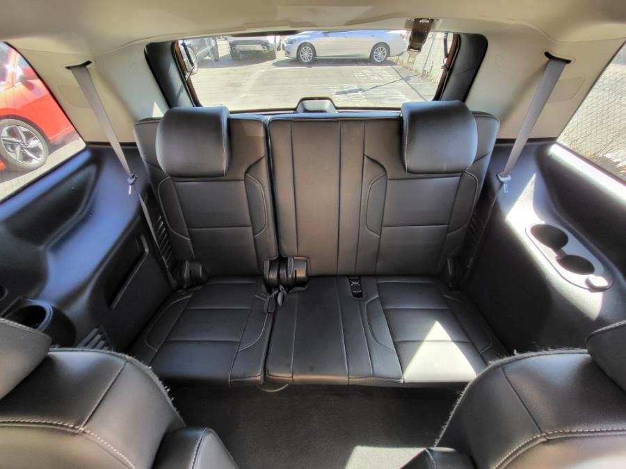2019 Chevrolet Tahoe 4WD 4dr LT photo