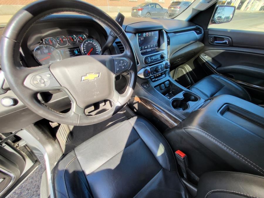 2019 Chevrolet Tahoe 4WD 4dr LT photo