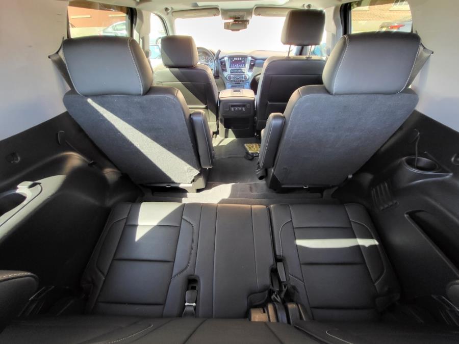2019 Chevrolet Tahoe 4WD 4dr LT photo