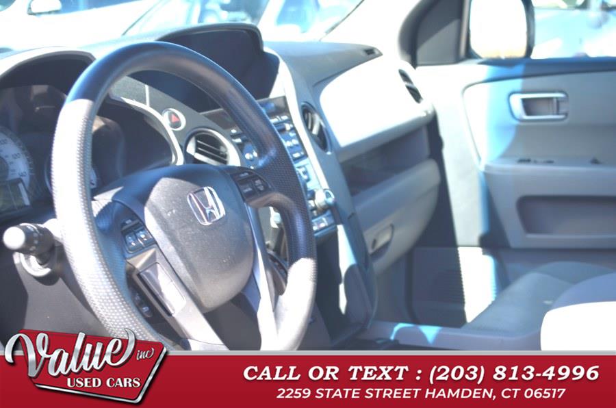 2014 Honda Pilot LX photo