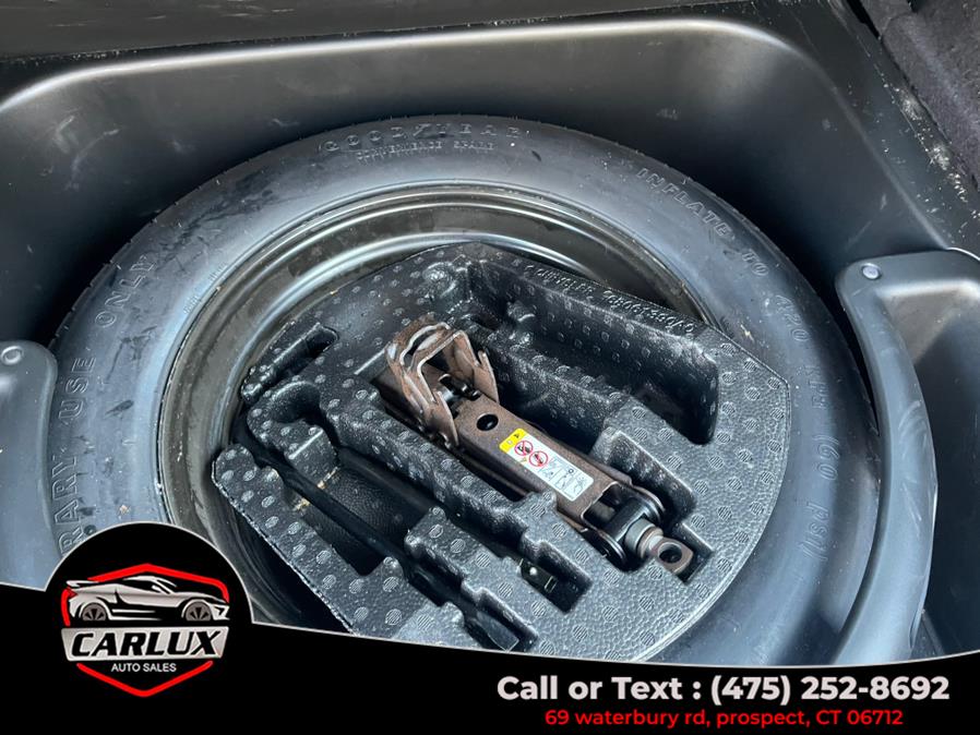 2012 Jeep Grand Cherokee Laredo photo
