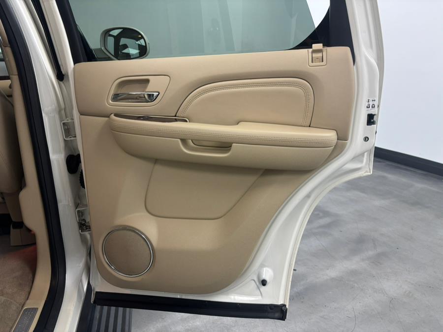 2013 Cadillac Escalade Premium photo