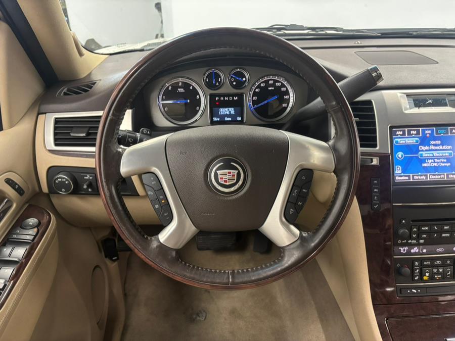 2013 Cadillac Escalade Premium photo