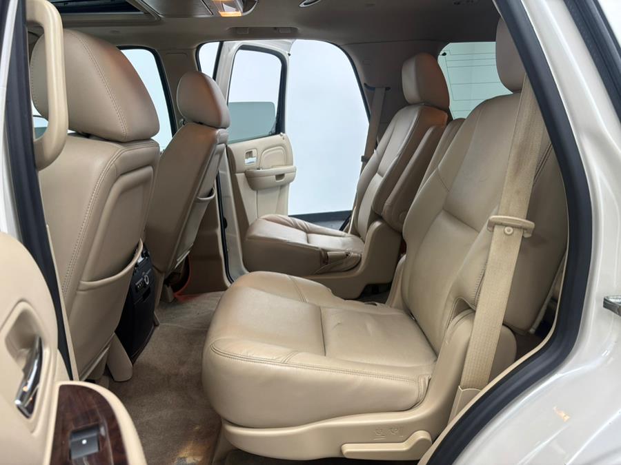 2013 Cadillac Escalade Premium photo