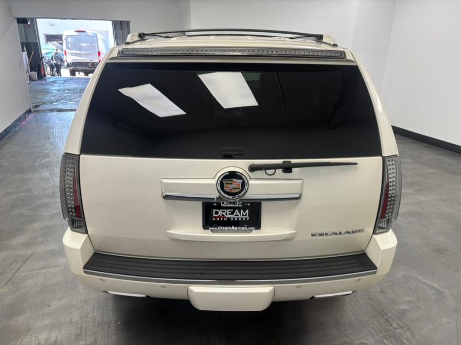 2013 Cadillac Escalade Premium photo
